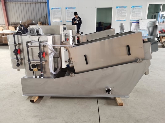 Buy Small Footprint Automatic Screw Press Sludge Dewatering Machine Multi Disc Screw Press online manufacture