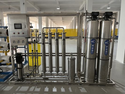 Buy Electric Auto Control RO Reverse Osmosis Plant with Automatic Running Operation and Stainless Steel / Fiberglass Composite Construction online manufacture